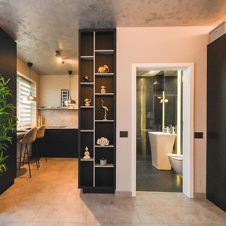 Panoramic Apartment With Terrace คลูจ-นาโปกา ภายนอก รูปภาพ